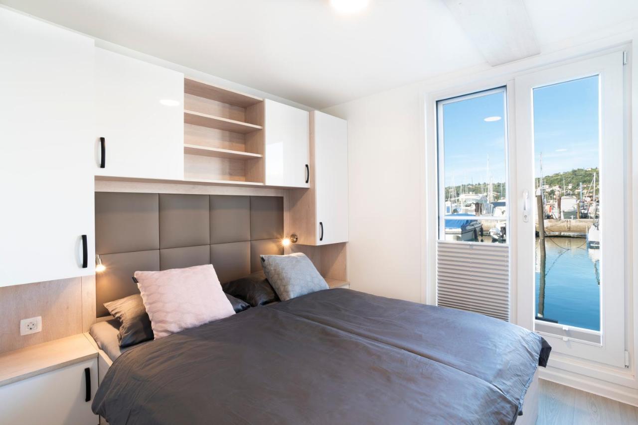 The Sea Lodges Portoroz - Bootshaus Floating Sea House Экстерьер фото