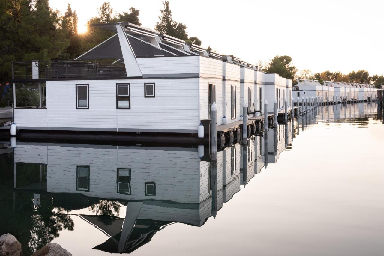 The Sea Lodges Portoroz - Bootshaus Floating Sea House Экстерьер фото